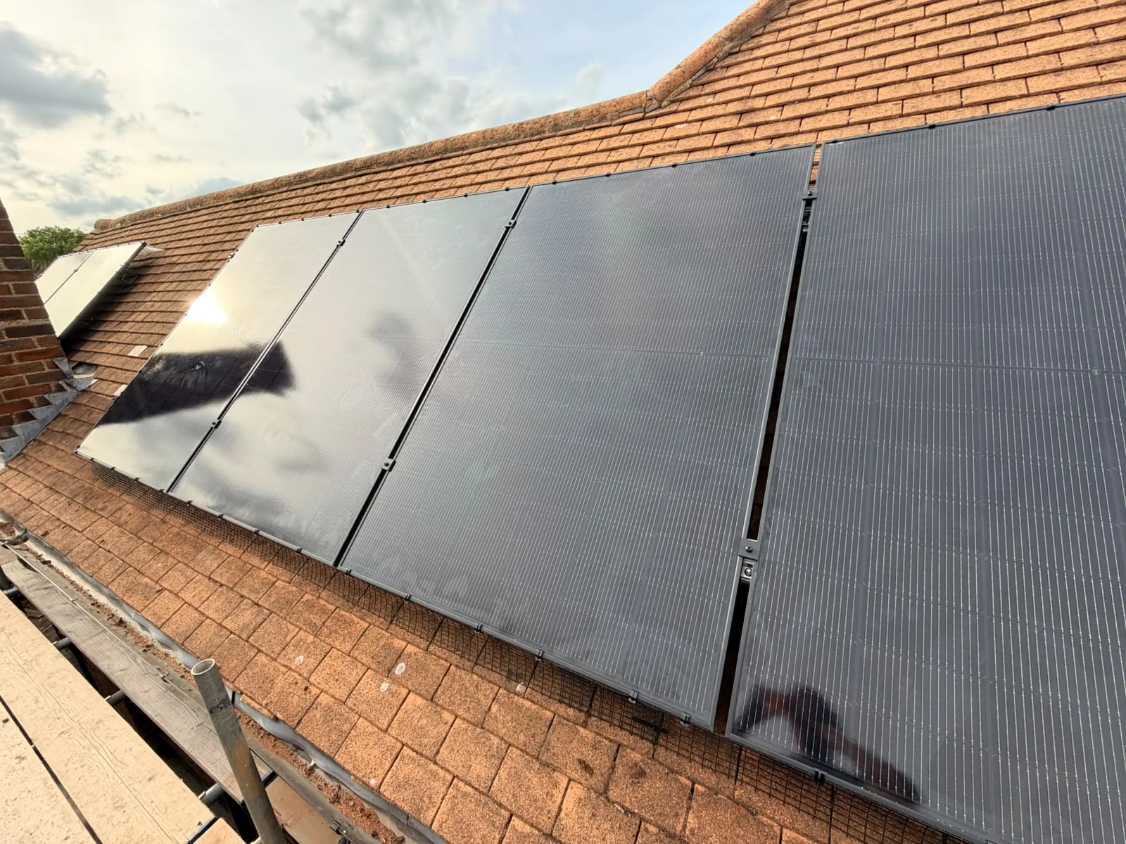 UK solar installations 2026: what the records show and what it means for homeowners
